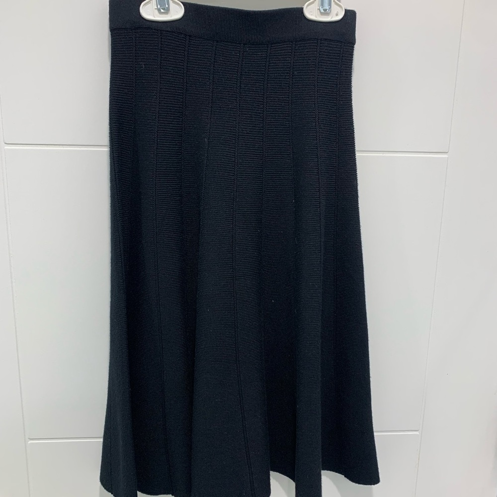 BGDK GIRLS SKIRT SIZE 7
